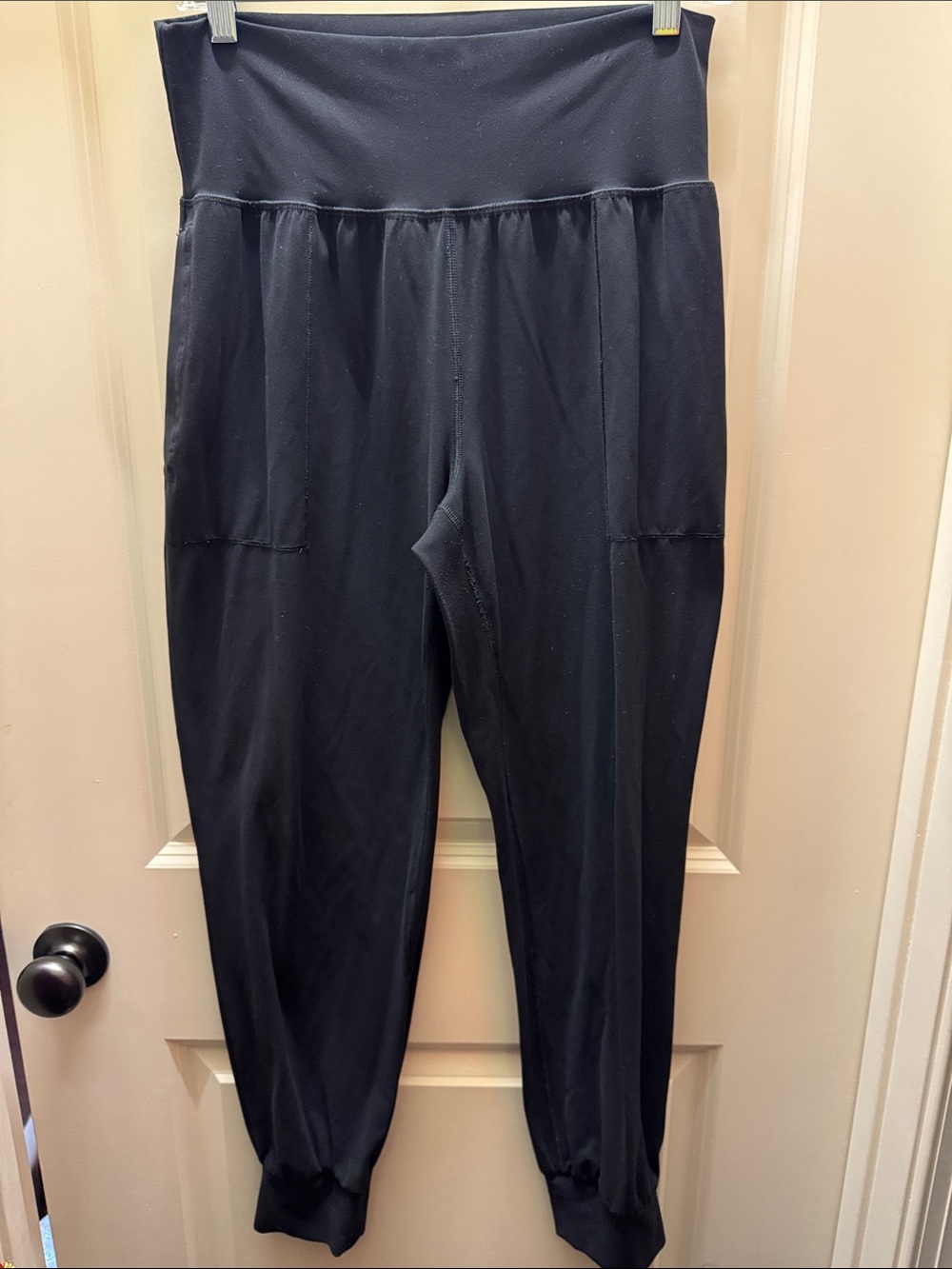 Athleta Black High-Waist Salutation Jogger